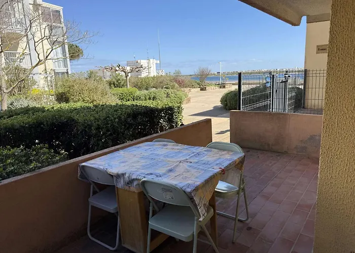 דירה Aig 52 - En Rez-de-chaussee - De La - - 4 Personnes *