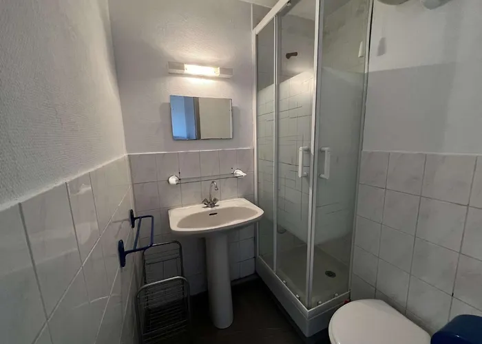 דירה Aig 52 - En Rez-de-chaussee - De La - - 4 Personnes *