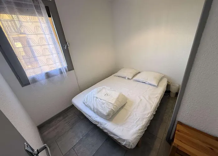 Daire Aig 52 - En Rez-de-chaussee - De La - - 4 Personnes Gruissan